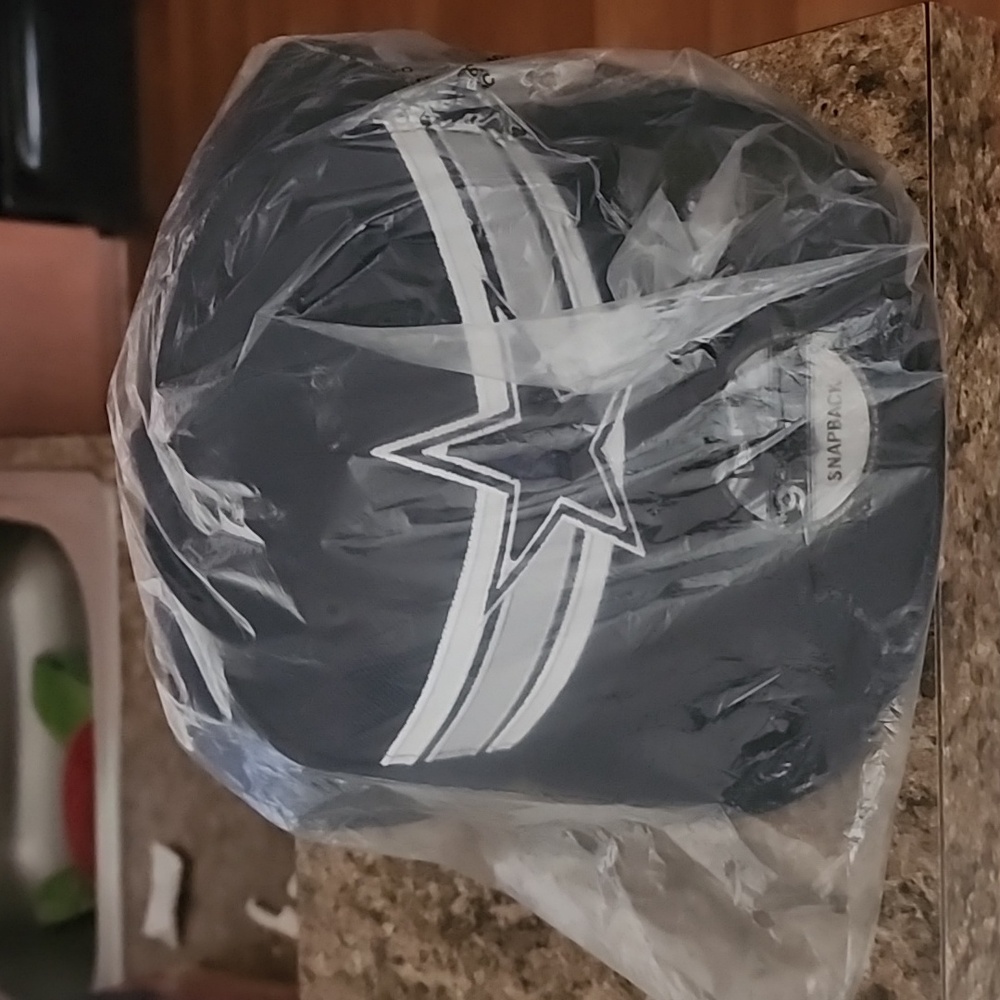 COWBOYS HAT